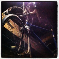 Vélo raccroché Vélo raccroché • <a style="font-size:0.8em;" href="http://www.flickr.com/photos/97706845@N04/13102231955/" target="_blank">View on Flickr</a>