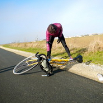 Vélo en berne Vélo en berne • <a style="font-size:0.8em;" href="http://www.flickr.com/photos/97706845@N04/11399685815/" target="_blank">View on Flickr</a>